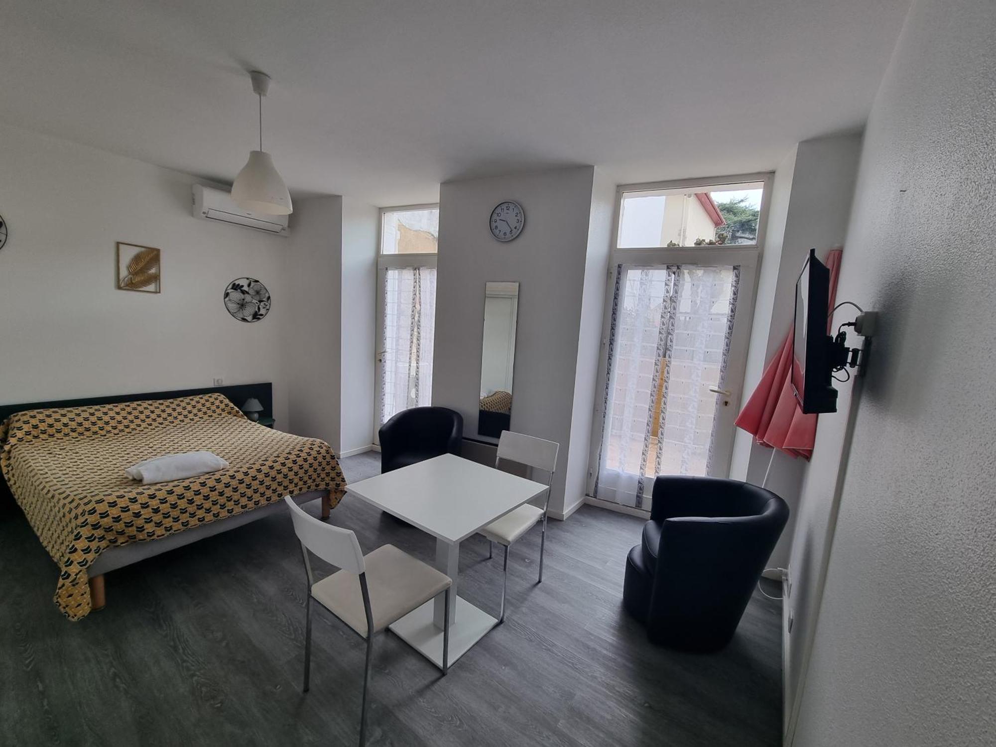 Hotel Bains Sarrailh Dax Buitenkant foto